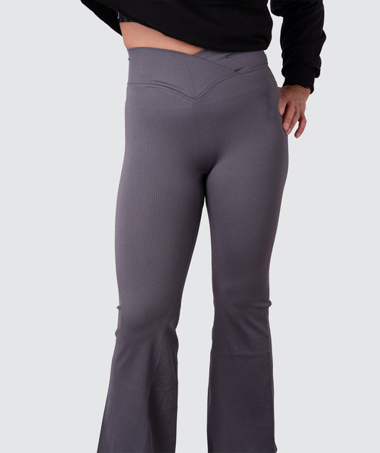 MotionFlex Seamless Ribbed Flare Leggings