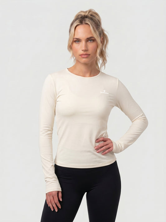 Fitted Long-Sleeve Contour Top – Stretch & Sculpt