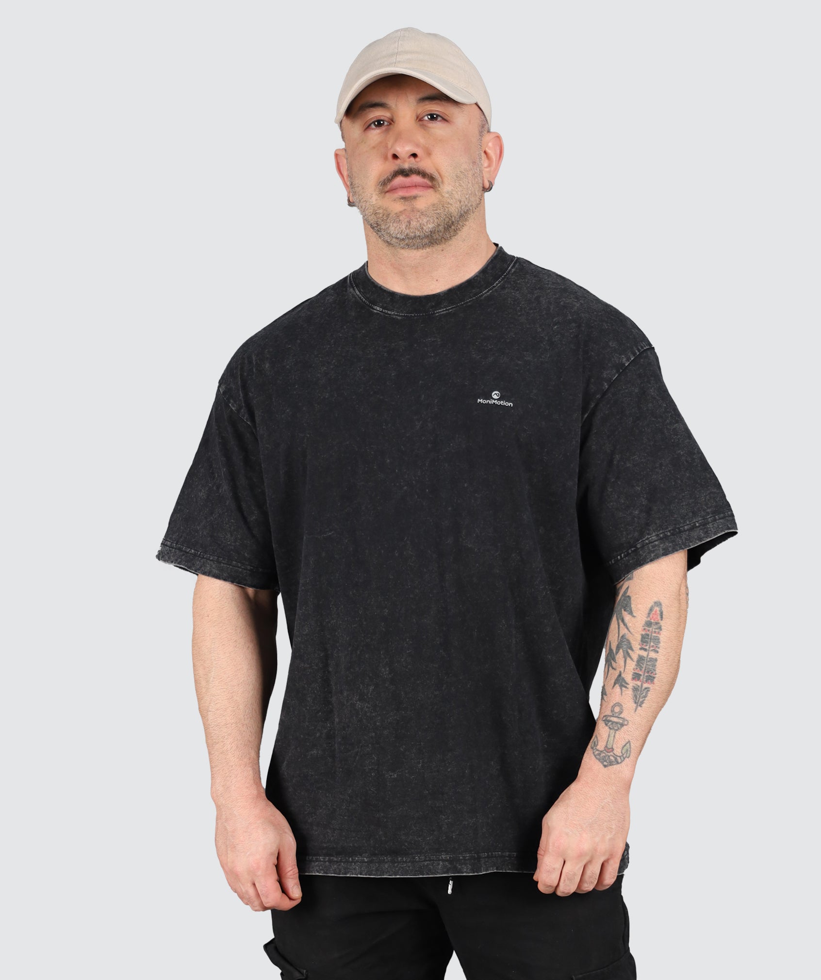 MoniMotion_Black_tshirt