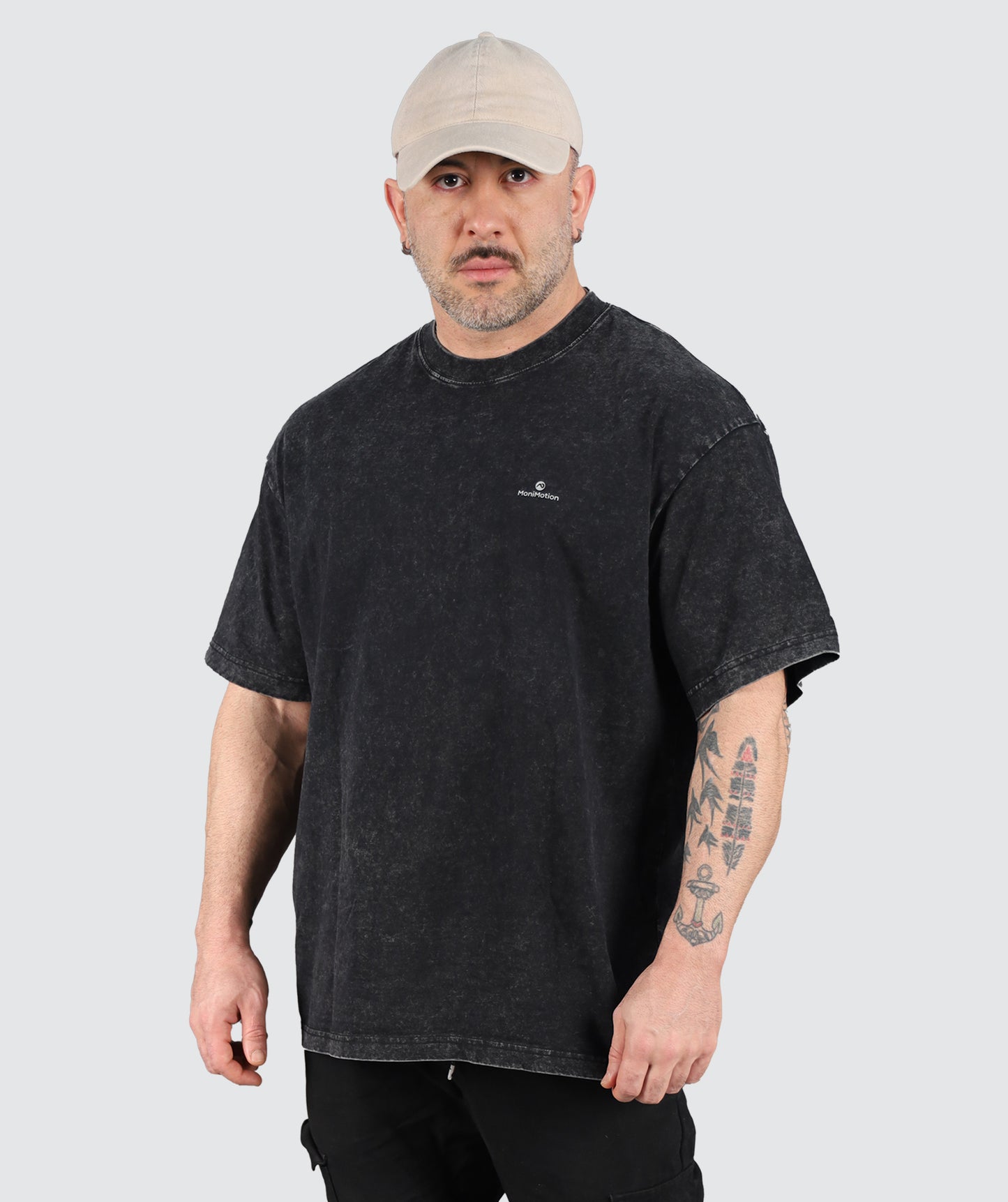 MoniMotion_Black_tshirt