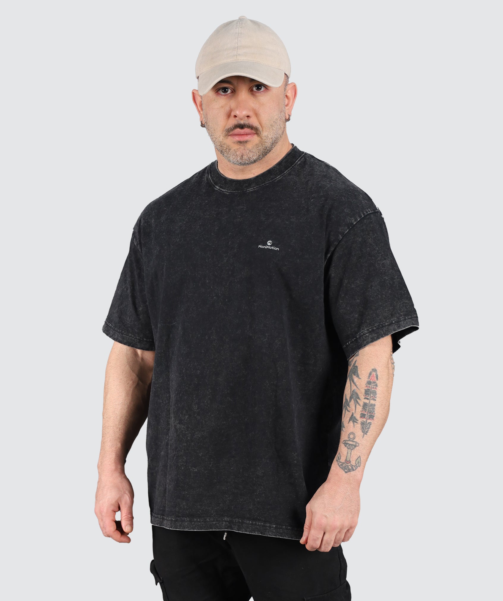 MoniMotion_Black_tshirt
