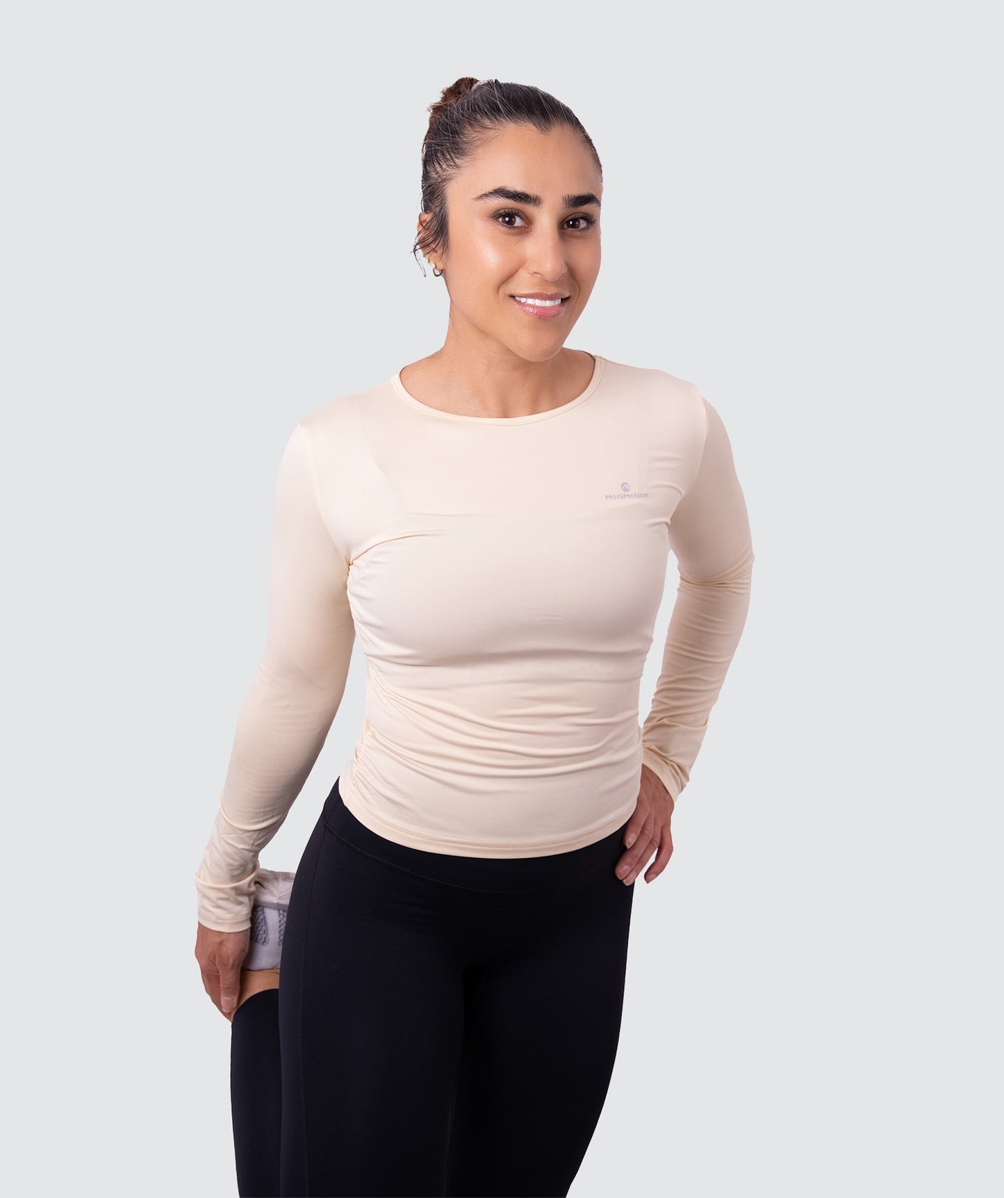 Fitted Long-Sleeve Contour Top – Stretch & Sculpt